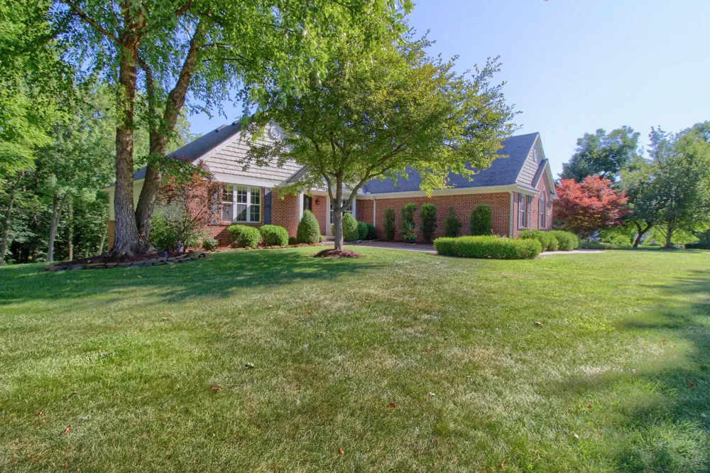 6794 Meadows Pass Webster Township, MI 48130