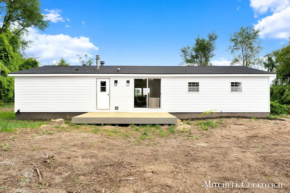 7110 W 44th Street Dayton Township, MI 49412