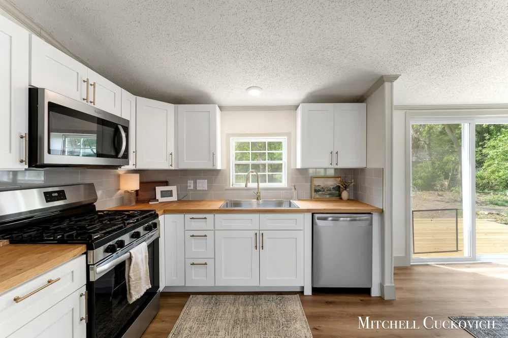 7110 W 44th Street Dayton Township, MI 49412