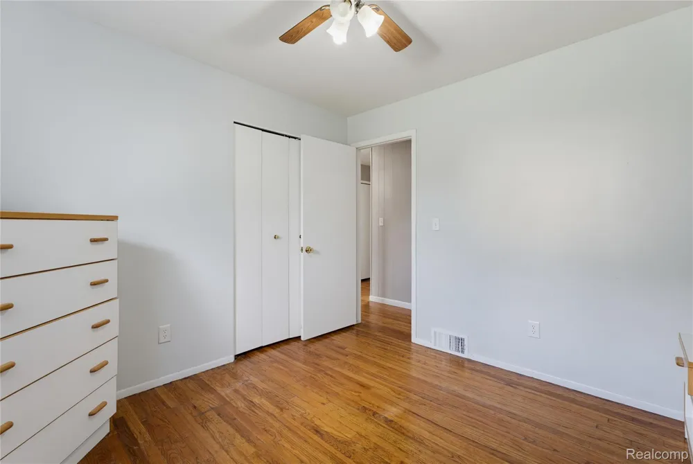 3173 Hedge Drive Sterling Heights City, MI 48310
