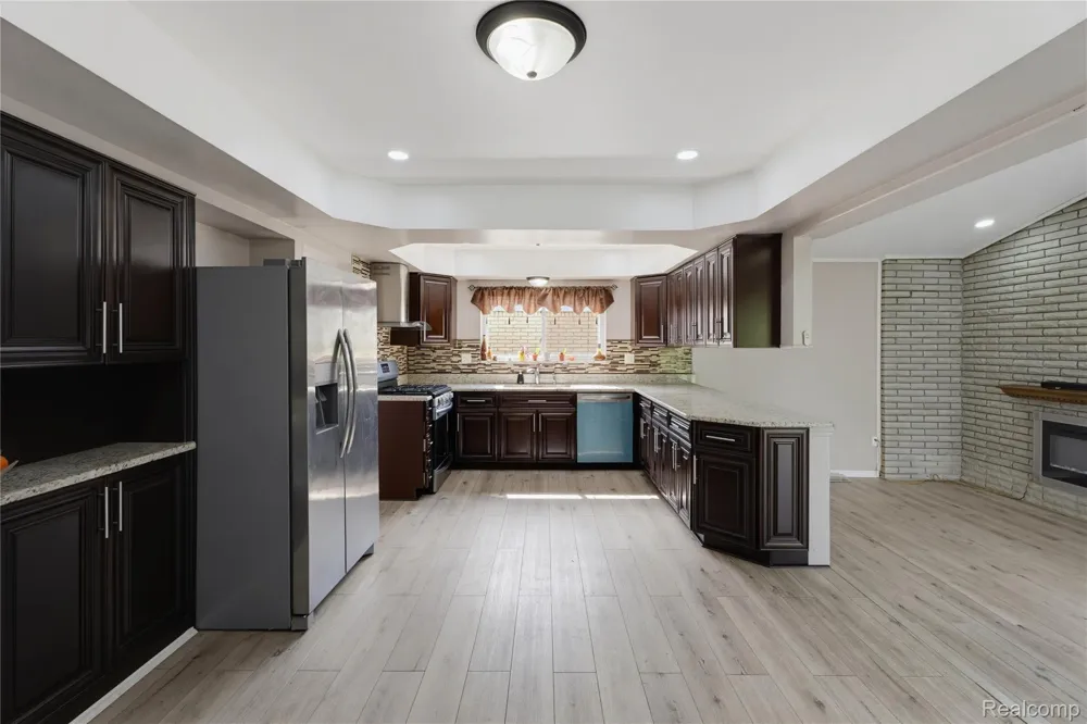 3173 Hedge Drive Sterling Heights City, MI 48310