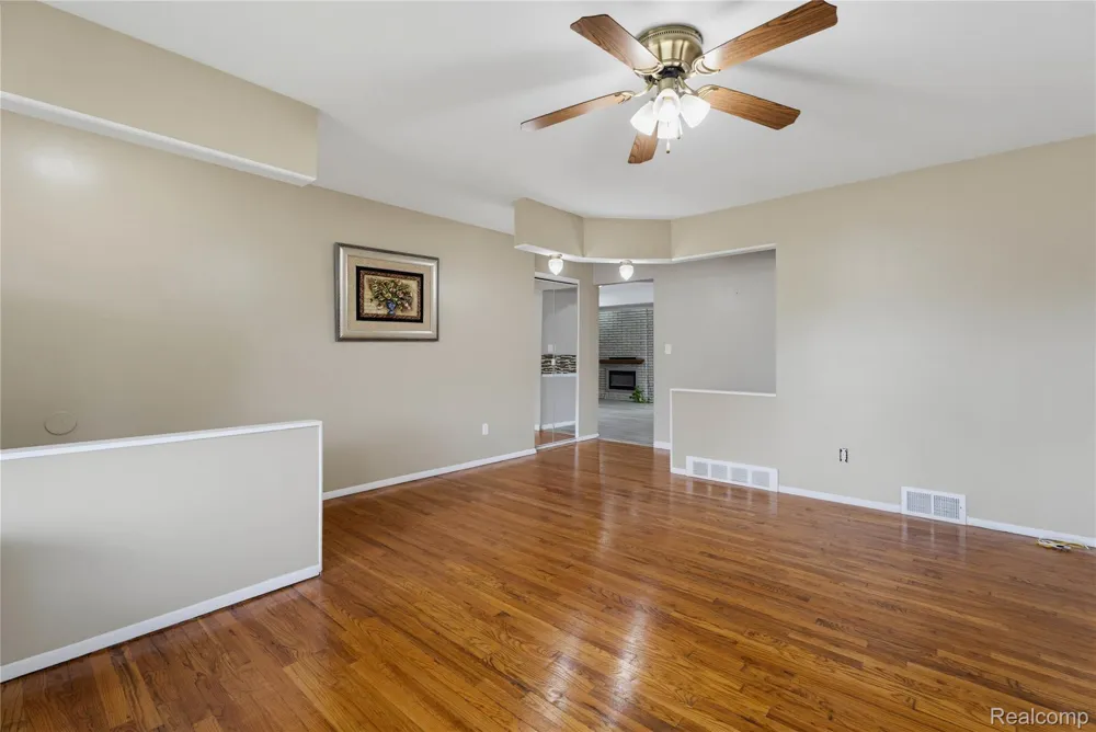 3173 Hedge Drive Sterling Heights City, MI 48310