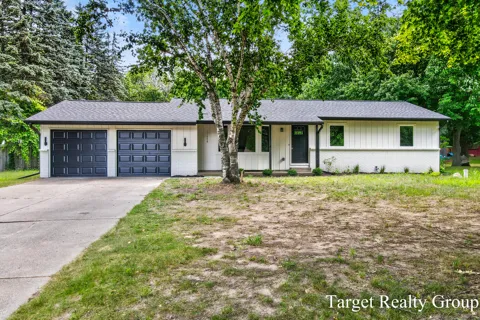 11648 Woodgate Drive NW