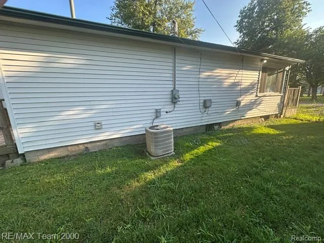 5601 Parkview Street Frenchtown Township, MI 48166