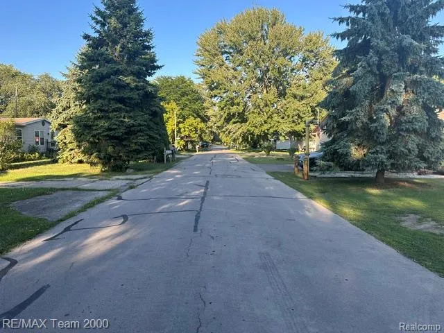 5601 Parkview Street Frenchtown Township, MI 48166