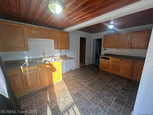 5601 Parkview Street Frenchtown Township, MI 48166