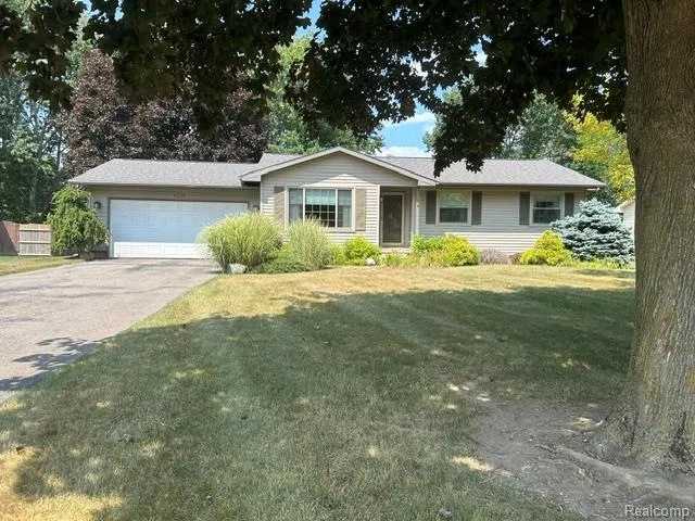 6220 Thorncliff Drive Mundy Township, MI 48473