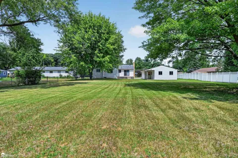 5286 Roberts Drive