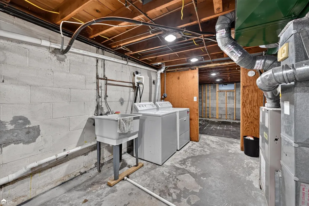 5286 Roberts Drive Genesee Charter Township, MI 48506