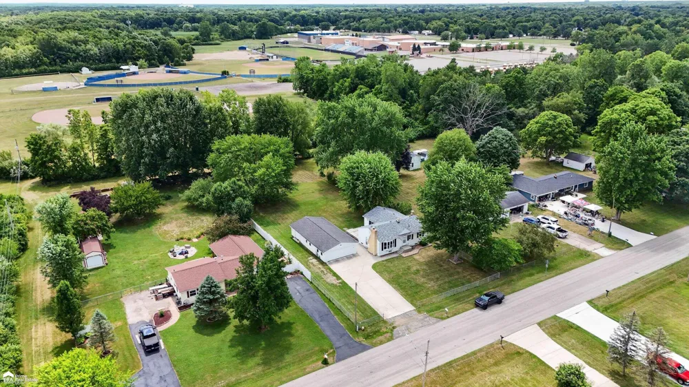 5286 Roberts Drive Genesee Charter Township, MI 48506
