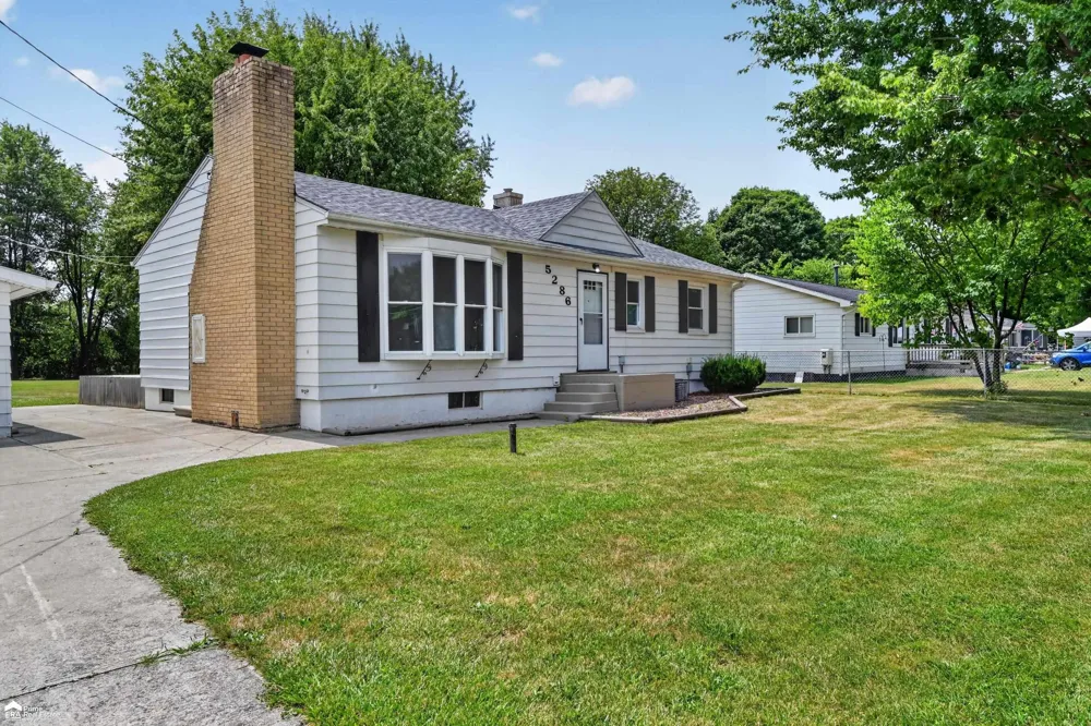 5286 Roberts Drive Genesee Charter Township, MI 48506
