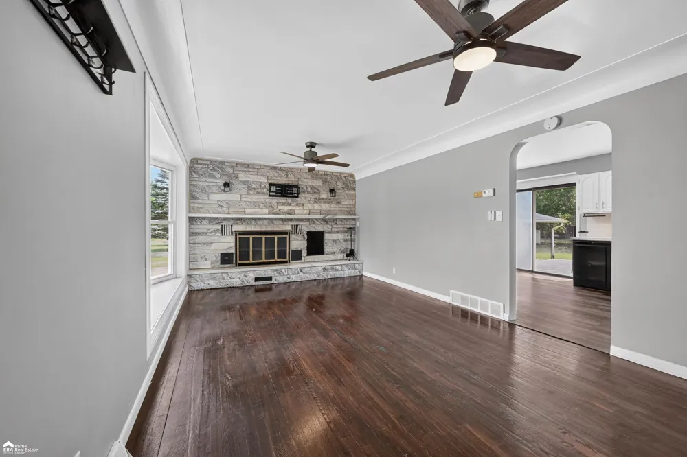5286 Roberts Drive Genesee Charter Township, MI 48506