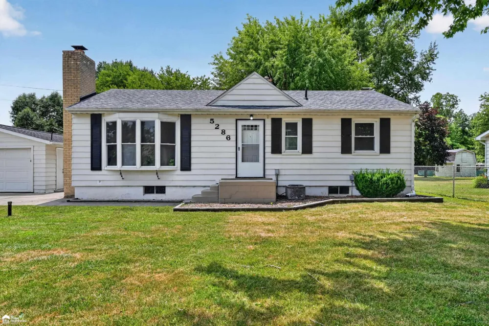 5286 Roberts Drive Genesee Charter Township, MI 48506