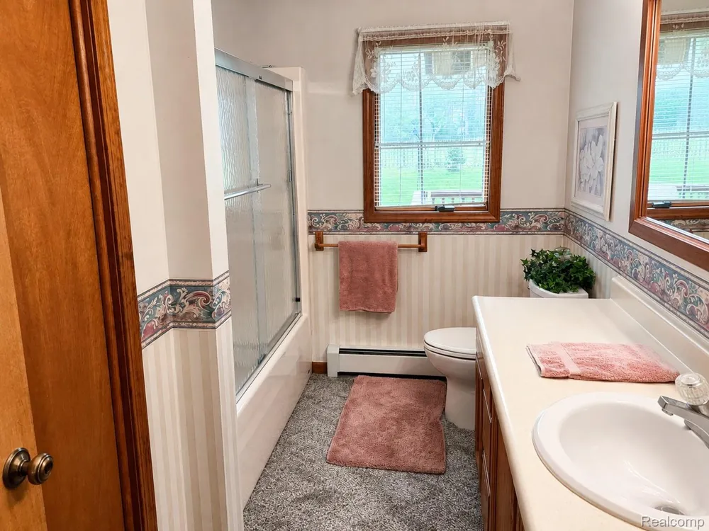 11183 Wolf Road Charlton Township, MI 49751