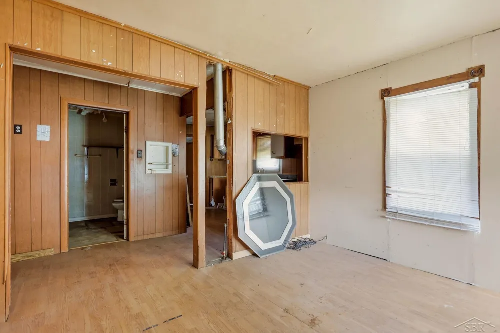 3102 Owen Street Saginaw City, MI 48601