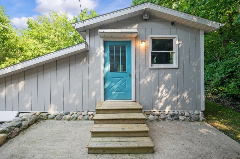 500 Tuttle Road Baroda Township, MI 49101