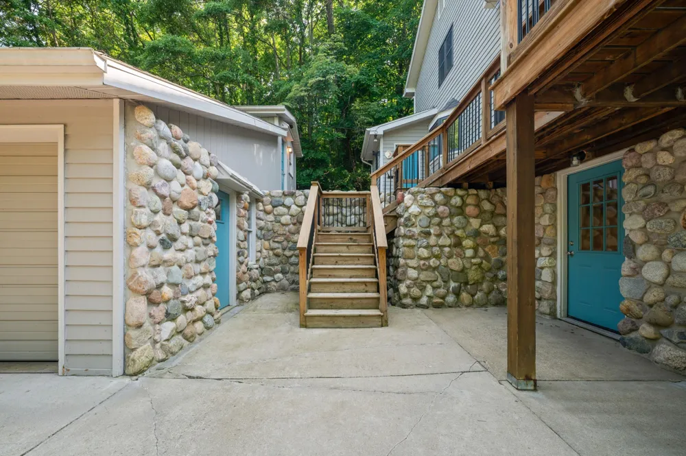 500 Tuttle Road Baroda Township, MI 49101