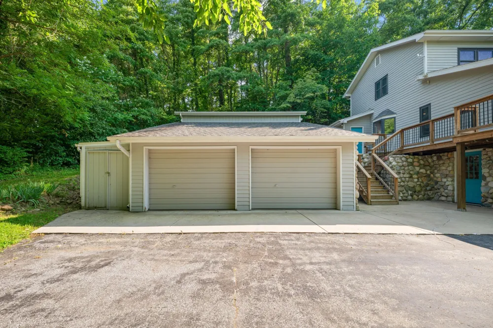 500 Tuttle Road Baroda Township, MI 49101