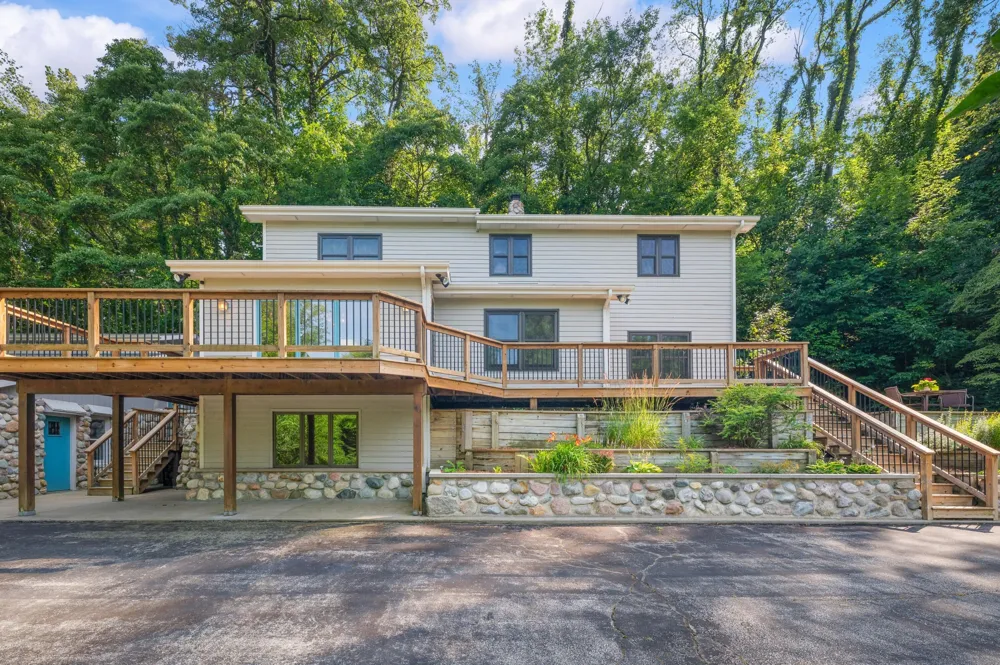 500 Tuttle Road Baroda Township, MI 49101