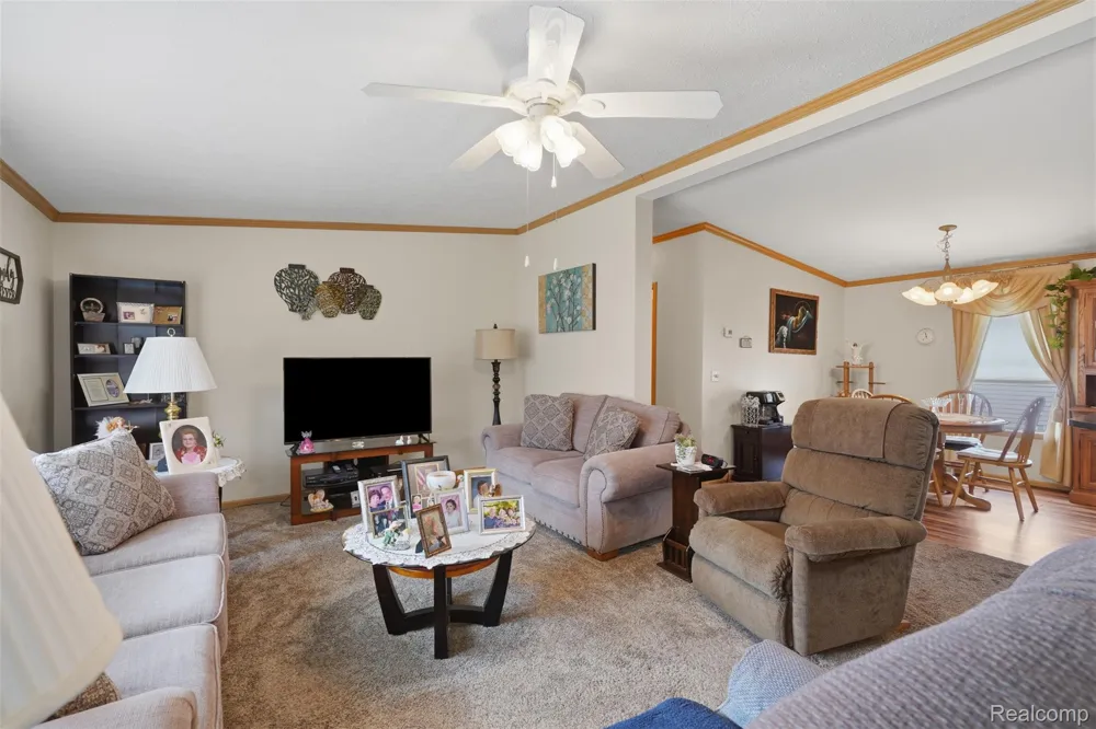 11784 Stoneridge Court Green Oak Township, MI 48178