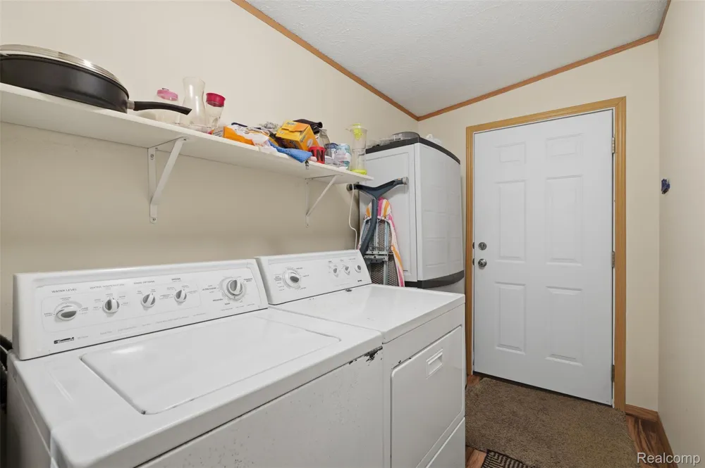 11784 Stoneridge Court Green Oak Township, MI 48178