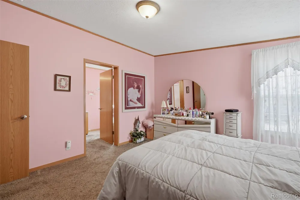 11784 Stoneridge Court Green Oak Township, MI 48178
