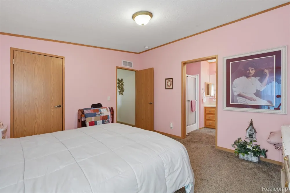 11784 Stoneridge Court Green Oak Township, MI 48178