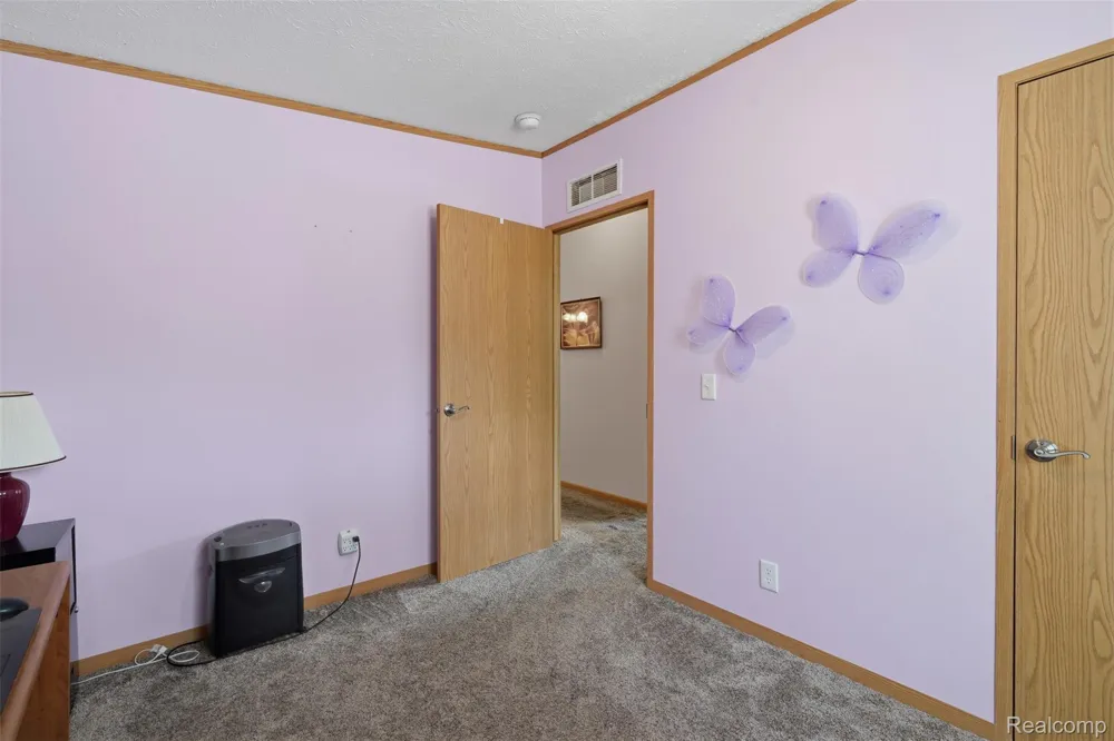 11784 Stoneridge Court Green Oak Township, MI 48178