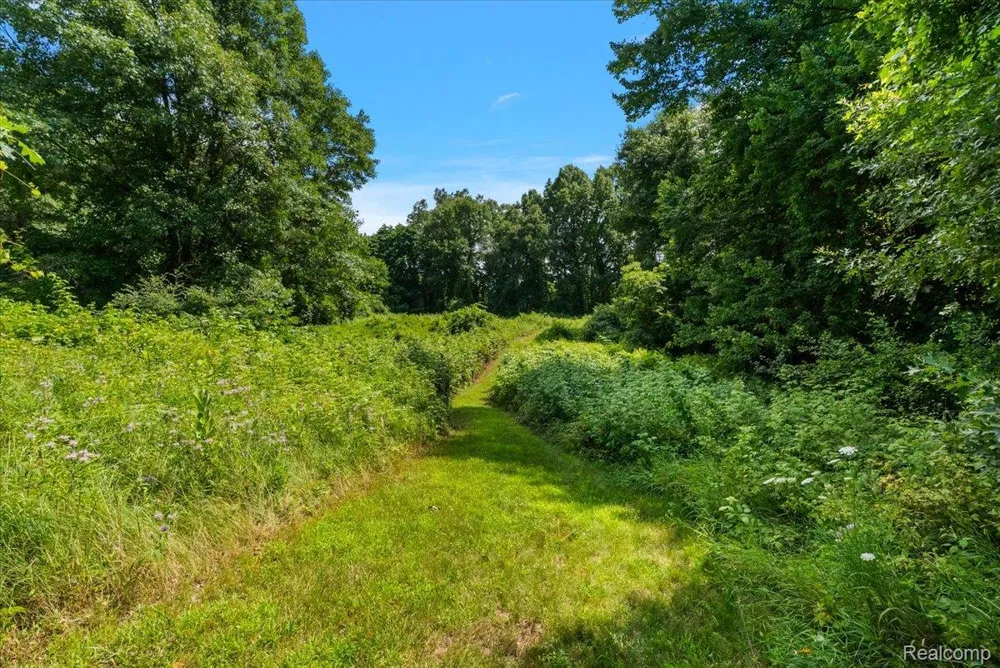 1650 Cobblestone Lane Oxford Charter Township, MI 48371