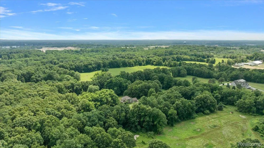 1650 Cobblestone Lane Oxford Charter Township, MI 48371