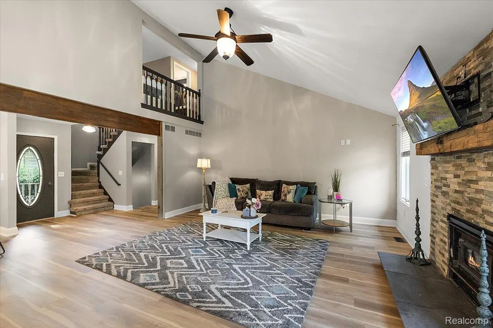 1650 Cobblestone Lane Oxford Charter Township, MI 48371