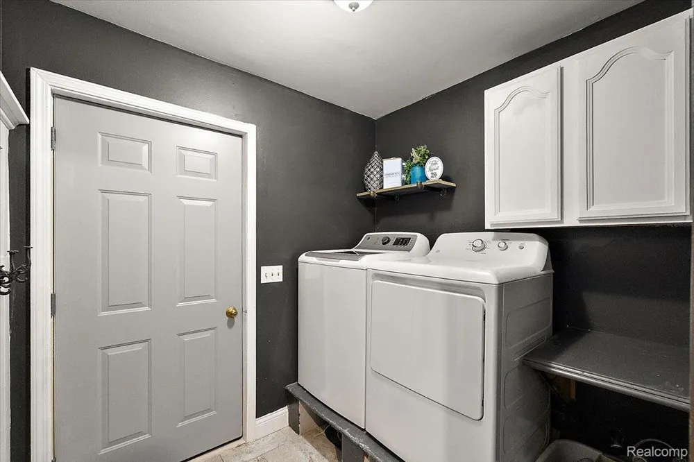 1650 Cobblestone Lane Oxford Charter Township, MI 48371