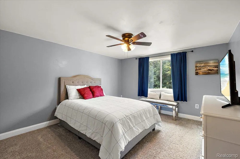 1650 Cobblestone Lane Oxford Charter Township, MI 48371