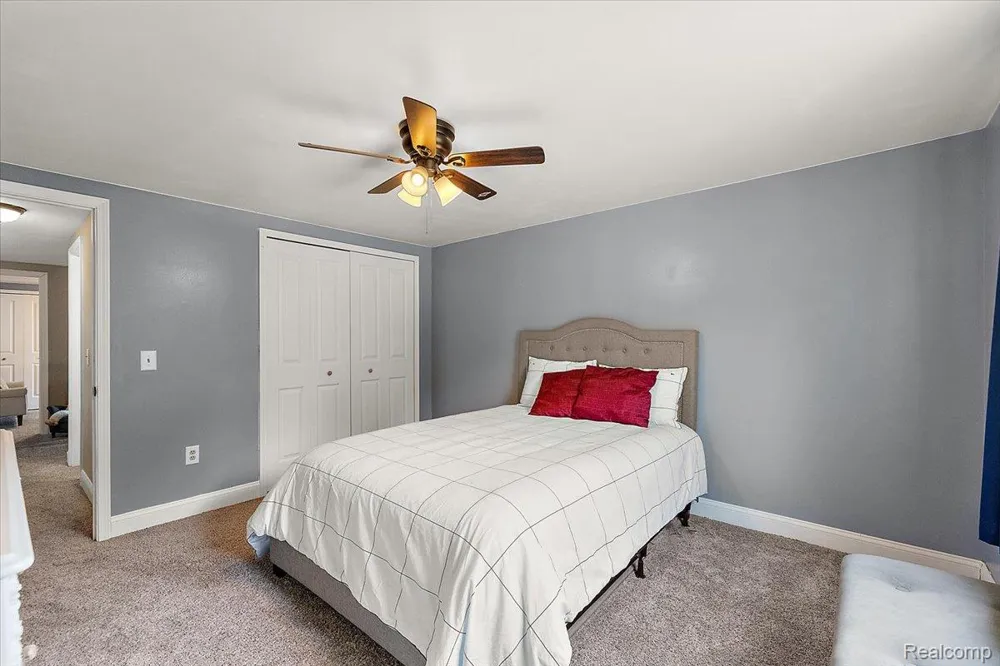 1650 Cobblestone Lane Oxford Charter Township, MI 48371