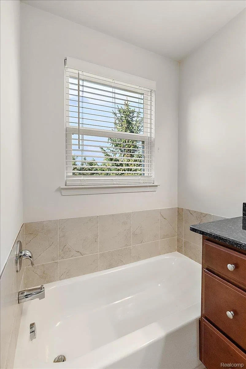3679 W Madison Avenue Orion Charter Township, MI 48359