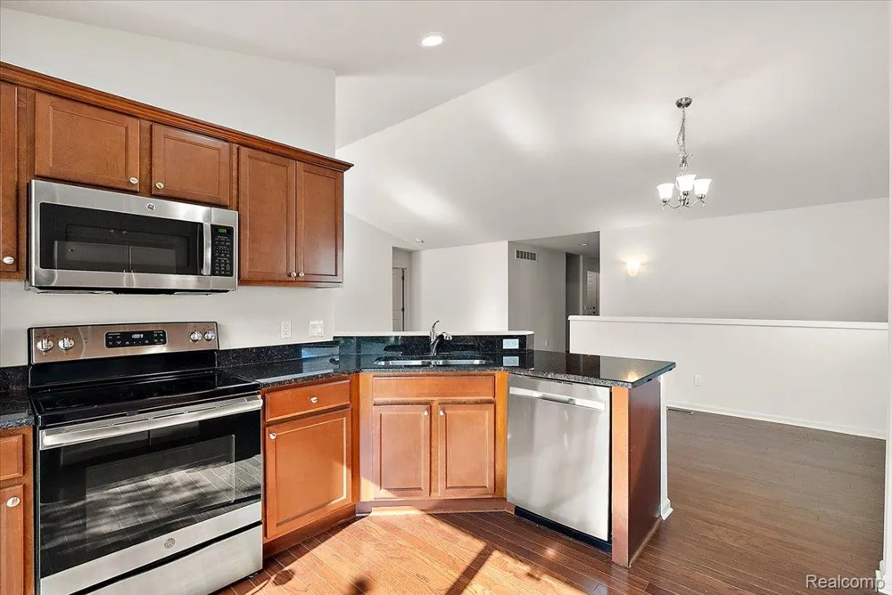 3679 W Madison Avenue Orion Charter Township, MI 48359