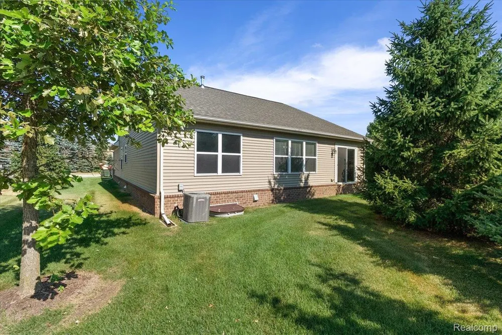 3679 W Madison Avenue Orion Charter Township, MI 48359