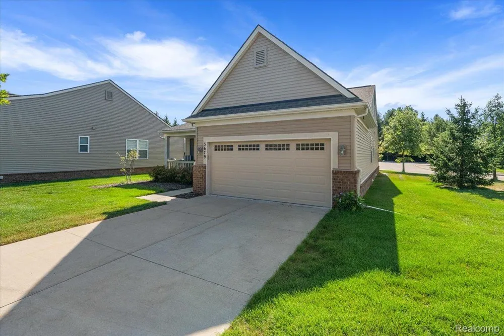 3679 W Madison Avenue Orion Charter Township, MI 48359