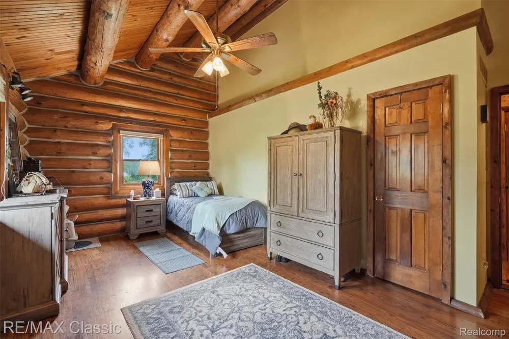 6900 Eveline Drive Holly Township, MI 48442