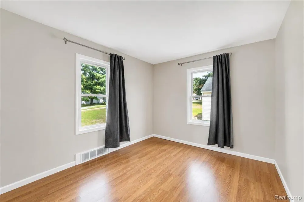 3852 Lapeer Road Mayfield Township, MI 48446