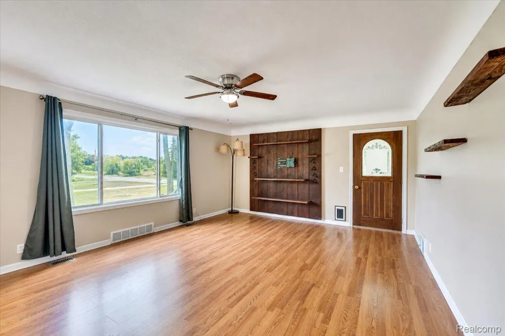 3852 Lapeer Road Mayfield Township, MI 48446