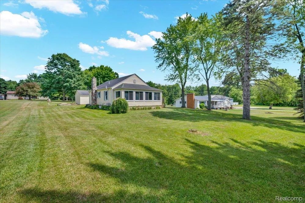 3852 Lapeer Road Mayfield Township, MI 48446