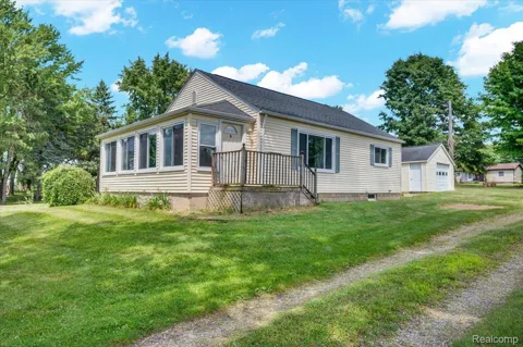3852 Lapeer Road