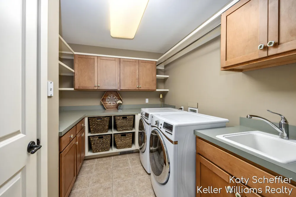 6065 W Back Forty Drive NE Cannon Township, MI 49306
