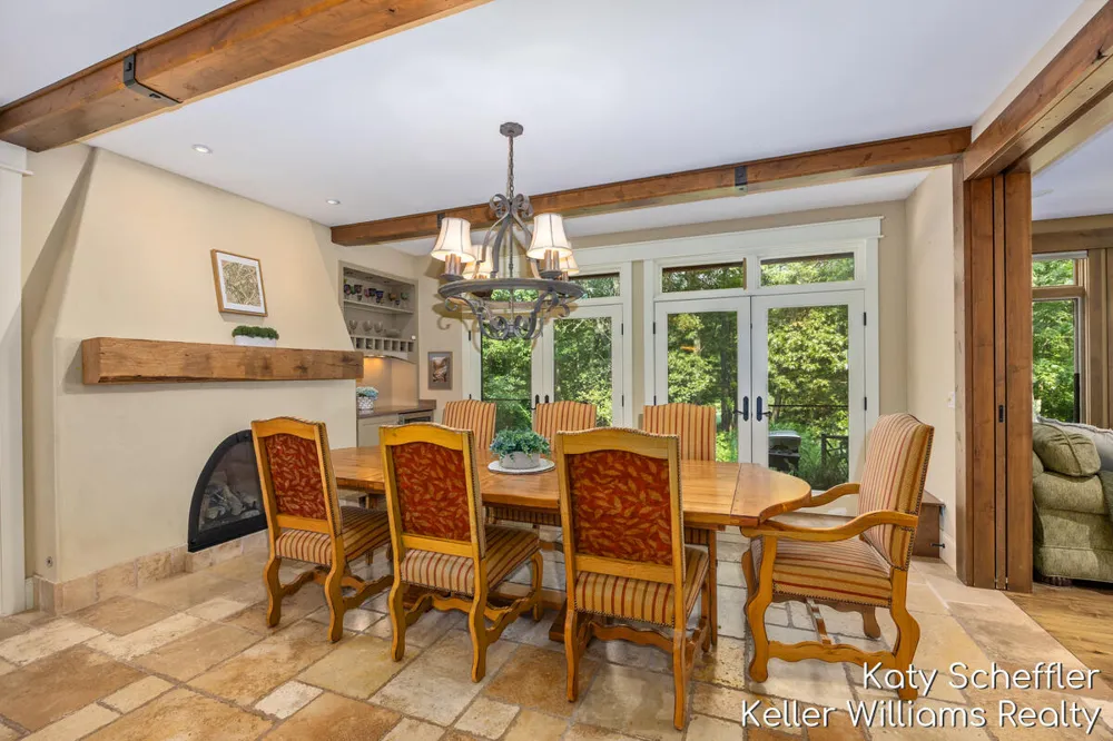 6065 W Back Forty Drive NE Cannon Township, MI 49306