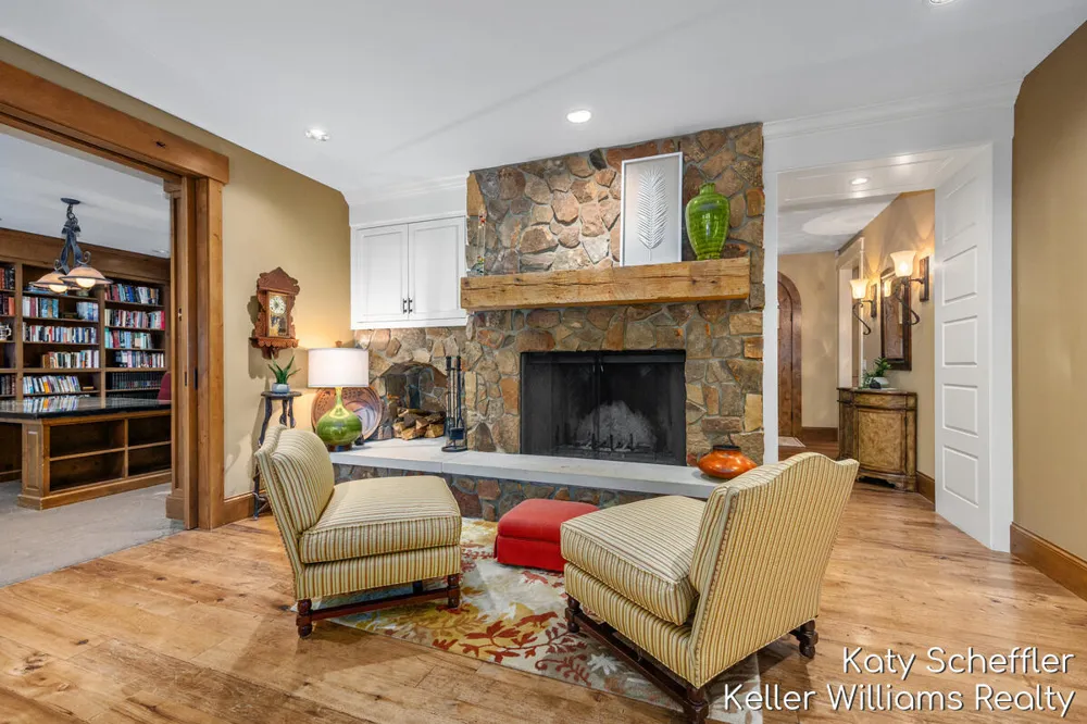 6065 W Back Forty Drive NE Cannon Township, MI 49306
