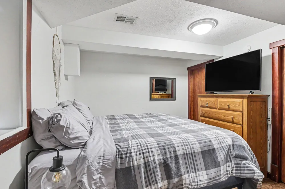 9307 Evergreen Drive Almira Township, MI 49684