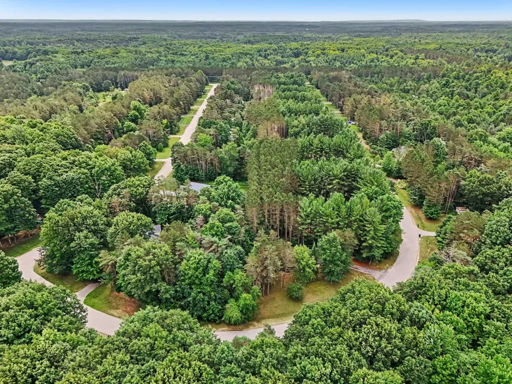 9307 Evergreen Drive Almira Township, MI 49684