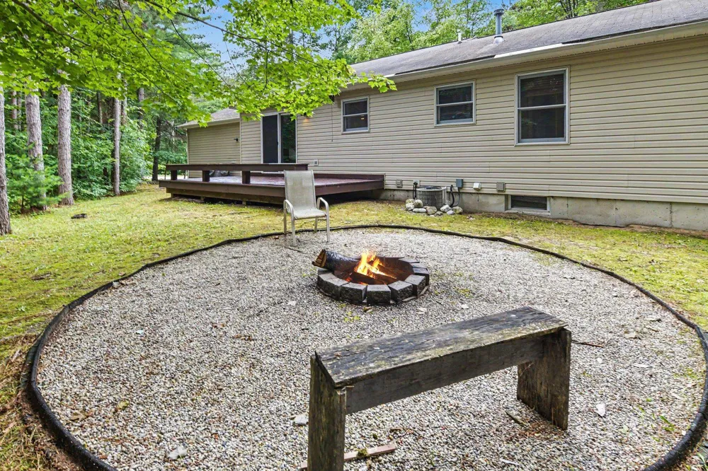 9307 Evergreen Drive Almira Township, MI 49684