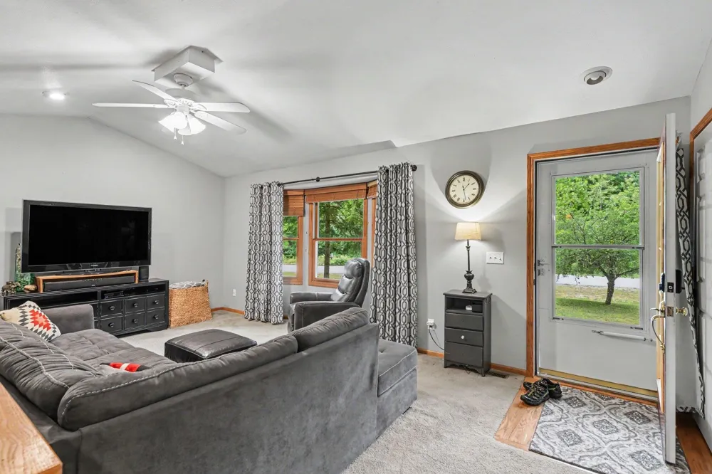 9307 Evergreen Drive Almira Township, MI 49684